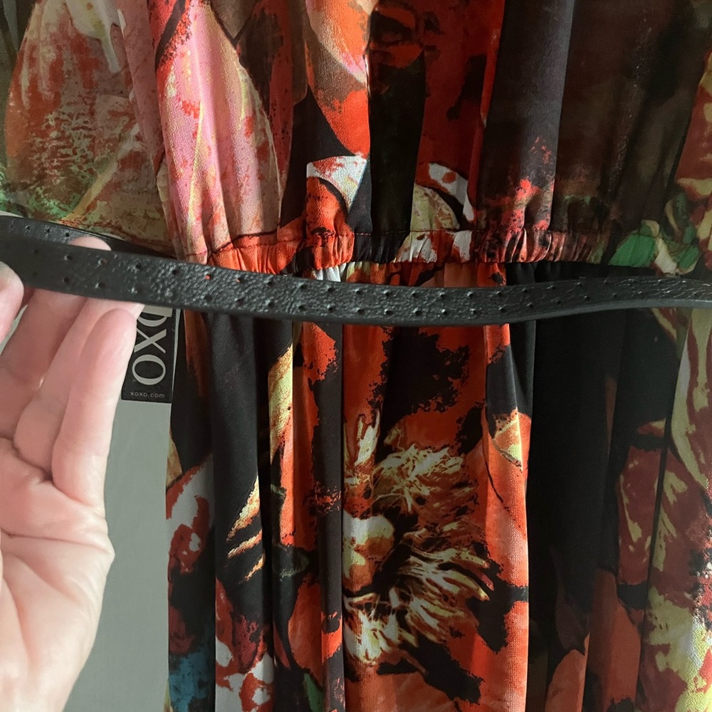XOXO Floral Dress with Belt - Picture 10 of 10